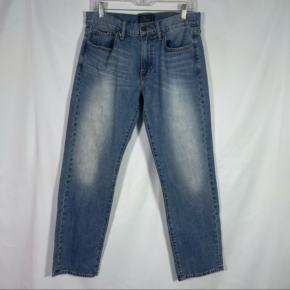 Lucky Brand, 221 Original Straight Jeans, Size 32x32. In excellent condition!